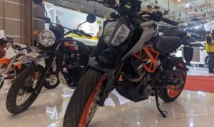 KTM Duke 160