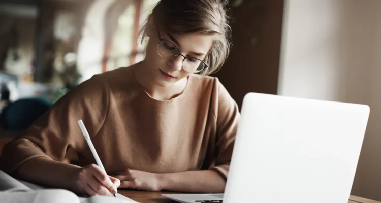 Mudah Dipahami! Contoh Teks Eksposisi Singkat Tentang Berbagai Aspek Kehidupan