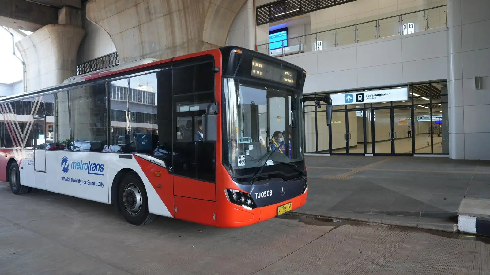 Rute TransJakarta Dialihkan