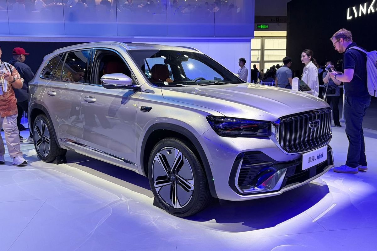 Hybrid Hybrid
